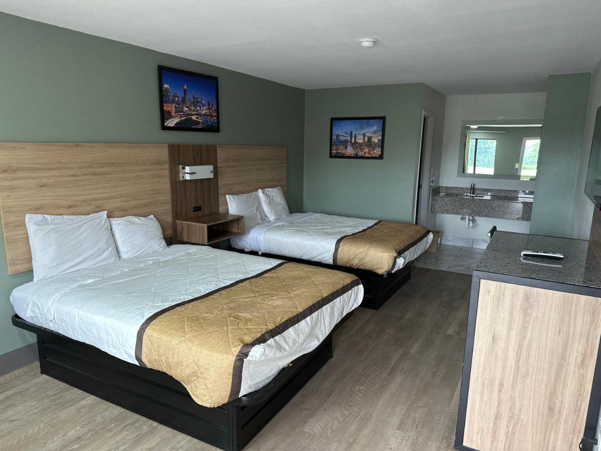 Deer Acres Inn มอนโร ภายนอก รูปภาพ